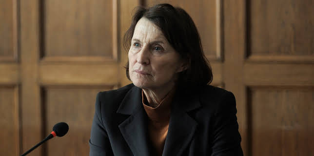 01:05: Andre folks penger: Exit | NRK 2 | 11/22 2025