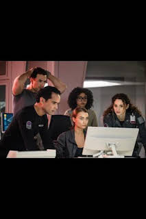 04:08: The Ark (T1): Ep.5 Un paso adelante, dos pasos atrás | SYFY | 6/5 2026