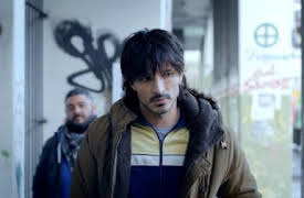 Edha: En blottad kropp