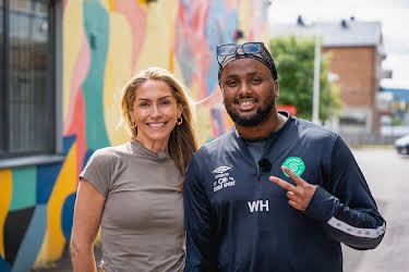 21:30: Beliggenhet, beliggenhet, beliggenhet (S1 E7) (S1) | FEM | 4/28 2026