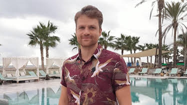 4:00 PM: A Place in the Sun | Channel 4 | 1/14 2026