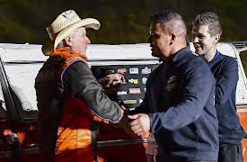 Street Outlaws: Farmtruck and AZN Down Under, Season 1: Running on Empty