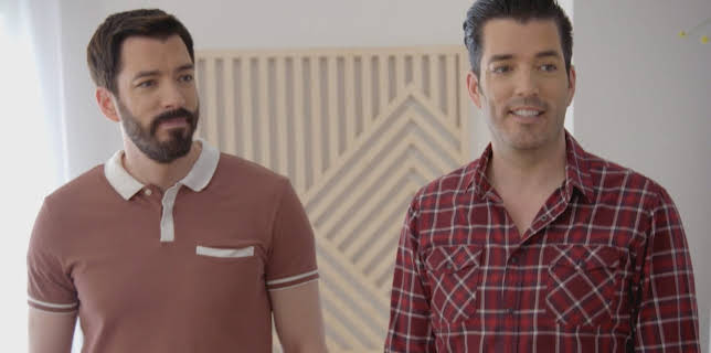 12:00 PM: Property Brothers: Forever Homes (S5 E8) (S5) | W | 11/25 2025