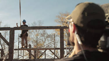 9:00 AM: Barnwood Builders (S3) | Discovery Channel | 7/1 2026