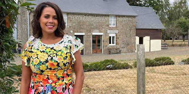 6:00 PM: New: A Place in the Sun | Channel 4 | 11/13 2025