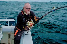 East Harbor Heroes, Season 1: No Time Like the Wind