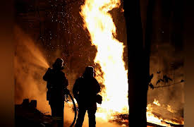 Meteorology: An Introduction to the Wonders of the Weather: Sea Breezes and Santa Anas