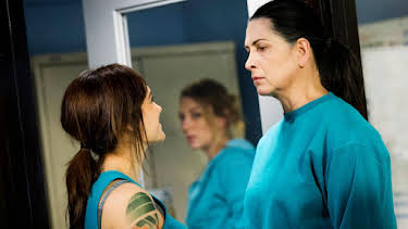 1:00 AM: Wentworth Prison (S5 E8) (S5) | 5 Select | 4/8 2026