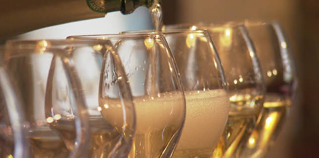 19:30: Champagner - eine deutsch-französische Geschichte | Tagesschau 24 | 12/31 2025