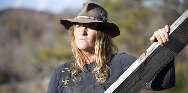 12:00 PM: Homestead Rescue (S3) | Discovery Channel | 3/29 2026