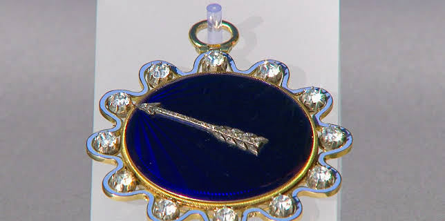 6:00 PM: Antiques Roadshow (S33 E28) (S33) | Yesterday | 11/26 2025