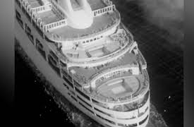 Ships That Changed The World: From the Sea to the Air