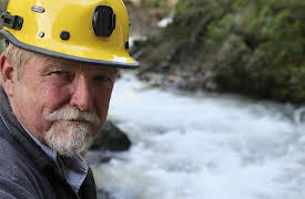 Gold Rush White Water Season 1: Between Craziness & Insanity