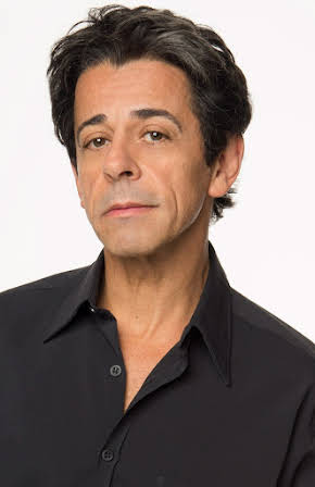 Taumaturgo Ferreira as 