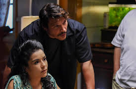 Snowfall Season 1: Cracking