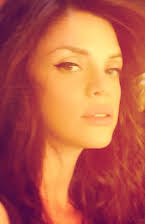 Vanessa Ferlito som 