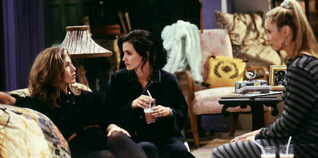 18:00: Vänner (S1 E3) (S1) | TV3 | 10/13 2025