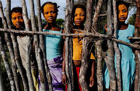 National Geographic Masters of Photography: Raising Awareness (Storytelling)