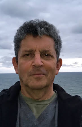 Michael Peyser as 