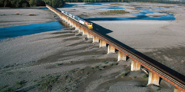 21:00: Mit dem Zug durch Neuseeland (2/2) | Radio Bremen | 12/11 2025