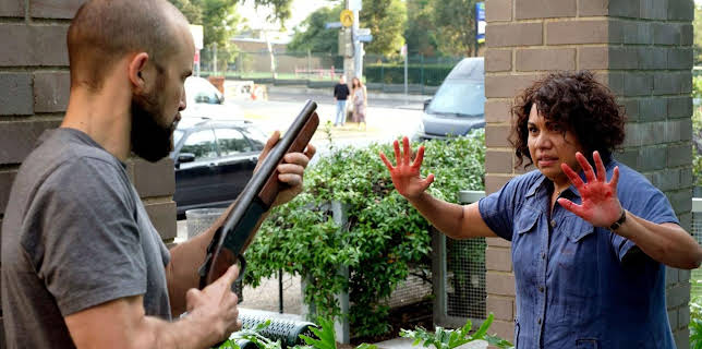 01:40: Total Control (1) | HR Fernsehen | 11/22 2025