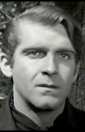 Fernando Luján as 