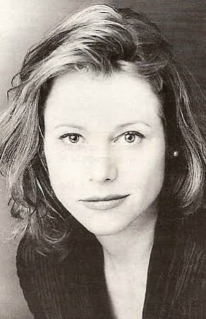 Juliette Cummins as 