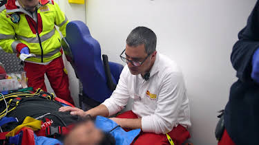 20:15: Mensch Retter (S6 E4) (S6) | RTL 2 | 4/23 2026