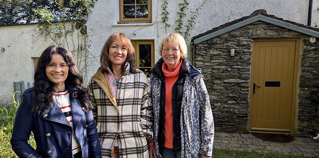 3:00 PM: Escape to the Country (S25) | BBC One | 11/11 2025