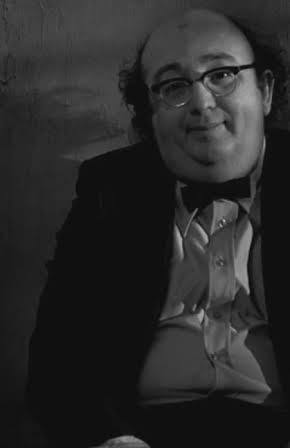 David Lipman as 