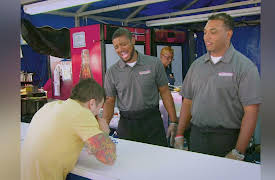 Carnival Kings, Season 1: Deep-Fried Burger Battle