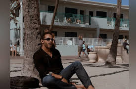 Graceland Season 1: Smoke Alarm