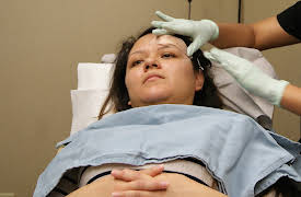 Dr. Pimple Popper: Episode 1