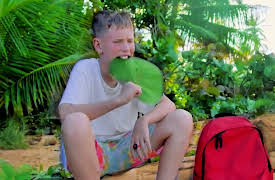 SuperHeroKids: Noah Gets Stranded on the Island!