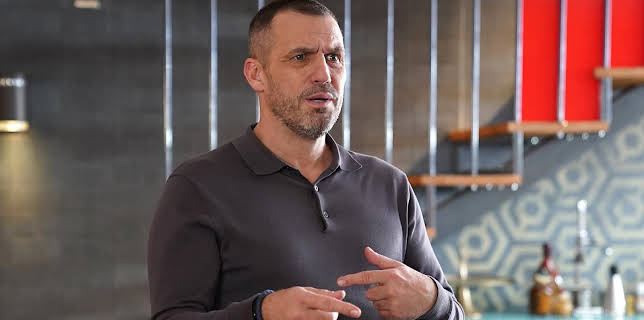 7:00 PM: Hollyoaks | E4 | 2/25 2026