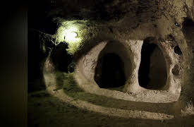 World's Strangest Season 1: Sleep