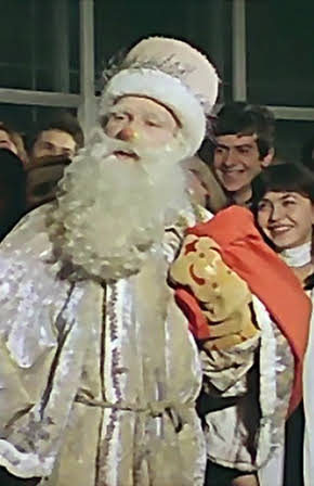 Valeriy Zolotukhin as 