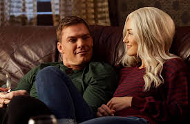 Titans: The Complete First Season: Hank and Dawn