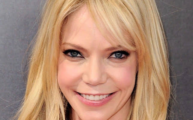 Riki Lindhome