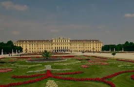 World's Greatest Palaces: Schönbrunn Palace