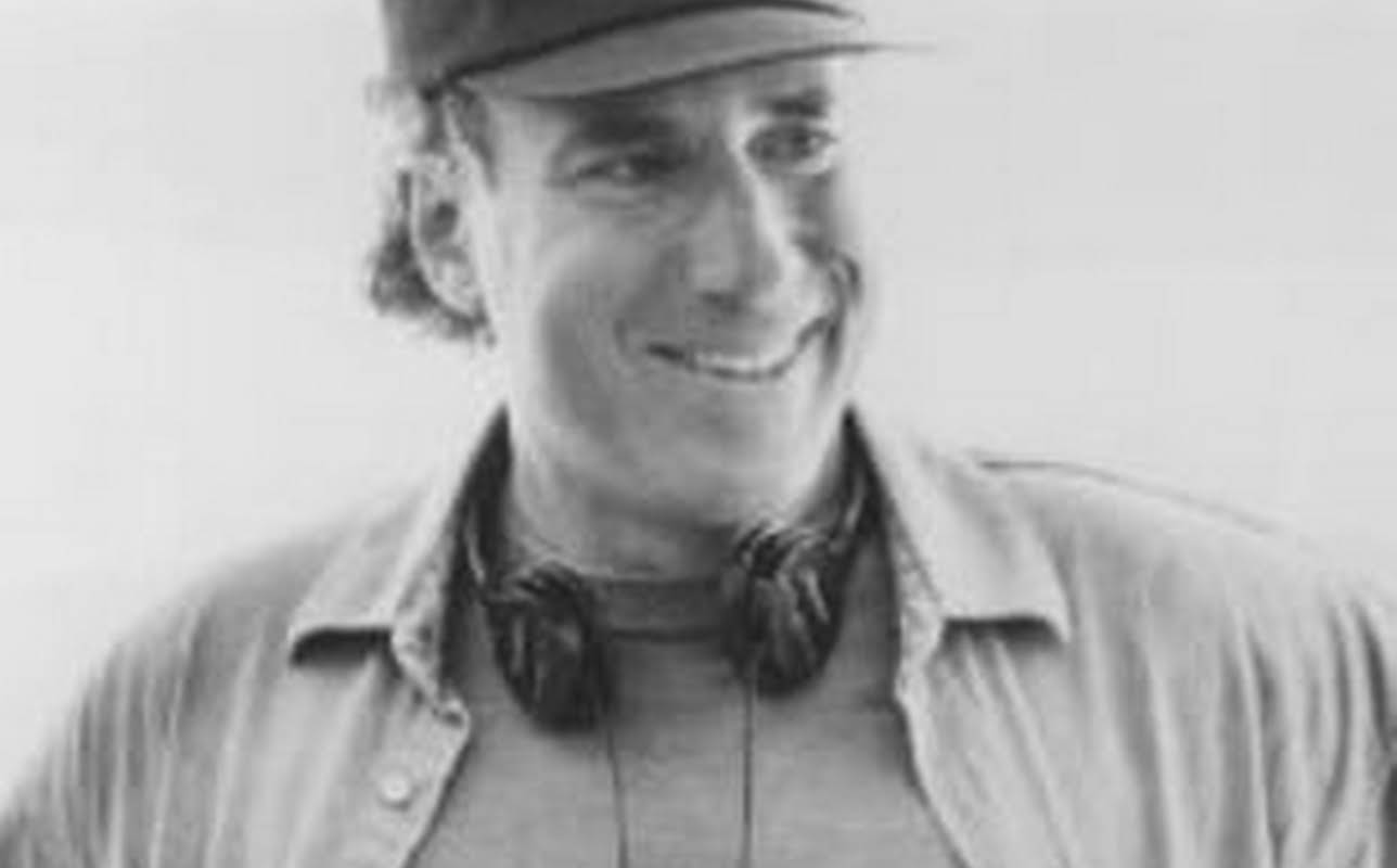 Sam Weisman