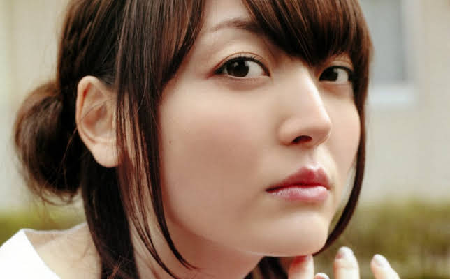 Kana Hanazawa