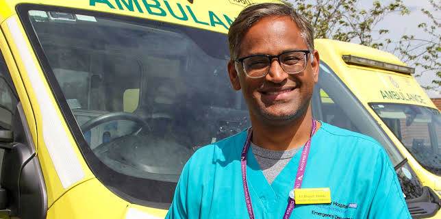 8:00 PM: Casualty 24/7: Every Second Counts (S8 E5) (S8) | 5 Star | 12/2 2025