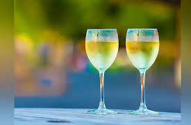 The Everyday Guide to Wine: The Whites: Riesling to Chardonnay