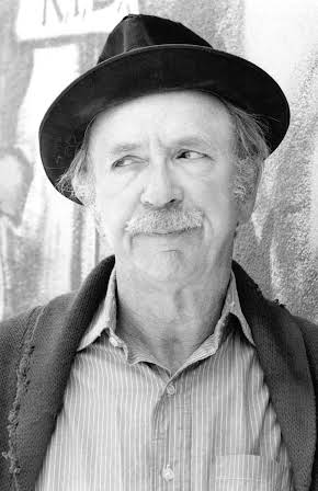 Jack Albertson as 