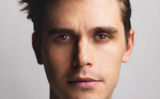 Antoni Porowski