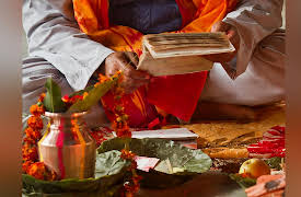 Sacred Texts of the World: Hinduism and the Vedas