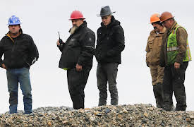 Hoffman Family Gold, Season 1: Fortune in the Wash