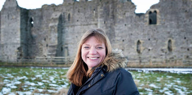 12:00 AM: Winter Walks (S2) | BBC Four | 12/11 2025