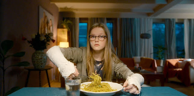 20:05: Vår ruler: Gips | NRK Super | 1/29 2026